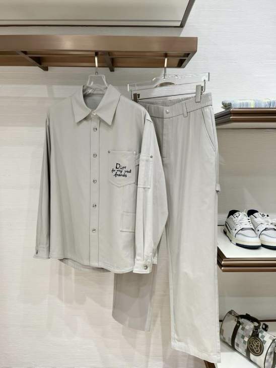 Picture of Dior Sweater Suits _SKUDiorM-3XLxetr26338522